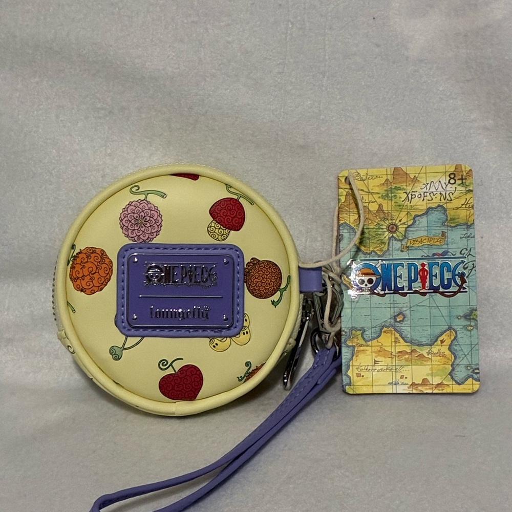 NWT ONE PIECE x Loungefly  Yellow Fruit Print Round Coin Purse